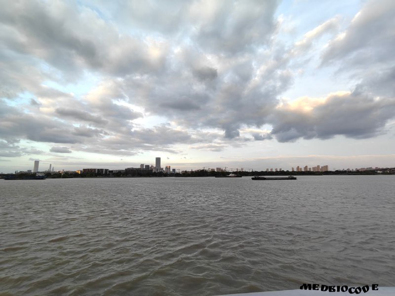 天朗气清，惠风和畅天朗气清，惠风和畅